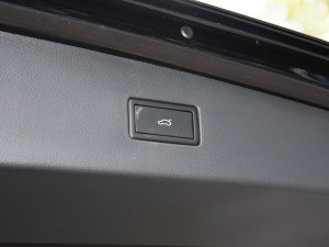 2023380TSI ԄR-LineŞ 7 g