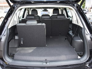 2023380TSI ԄR-LineŞ 7 g