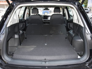 2023380TSI ԄR-LineŞ 7 g