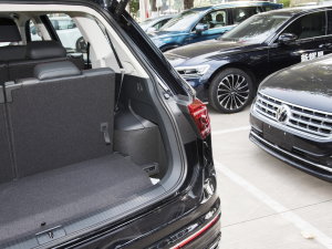 2023380TSI ԄR-LineŞ 7 g