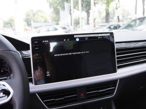 2023380TSI ԄR-LineŞ 7 п؅^