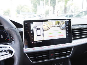 2023380TSI ԄR-LineŞ 7 п؅^