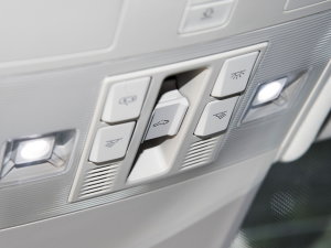 2023380TSI ԄR-LineŞ 7 п؅^