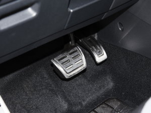 2023380TSI Ԅ(q)R-LineŞ 7 п؅^(q)