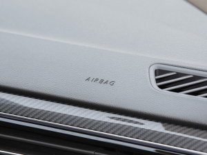 2023380TSI Ԅ(q)R-LineŞ 7 п؅^(q)