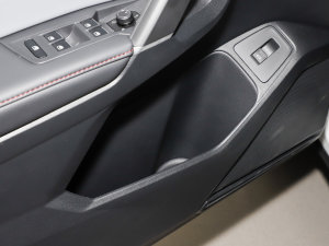 2023Ŀ 380TSI ԄR-LineŞ7 ǰTg