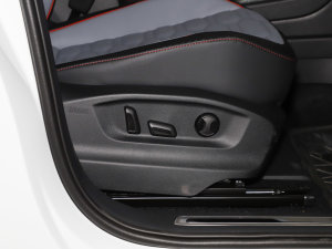 2023Ŀ 380TSI ԄR-LineŞ7 g