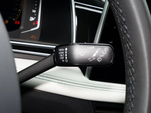 2023Ŀ 330TSI ԄӃ п؅^