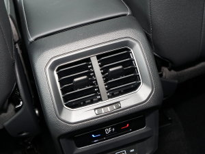 2023Ŀ 330TSI ԄӃ п؅^