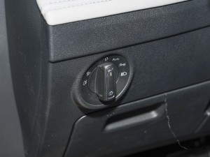 2023Ŀ 380TSI Ԅ(dng)(q)R-LineԽ7 п؅^(q)