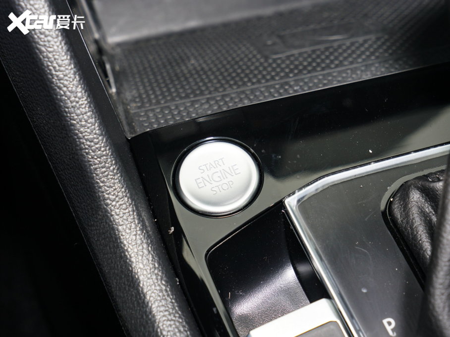 2023��;�^X 330TSI �����Ş��