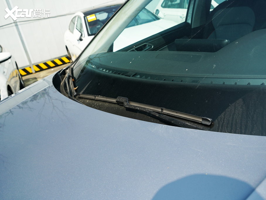 2023;^X 330TSI (q)Ş