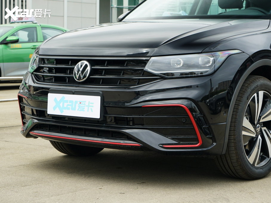 2023;^X Ŀ 330TSI Ş