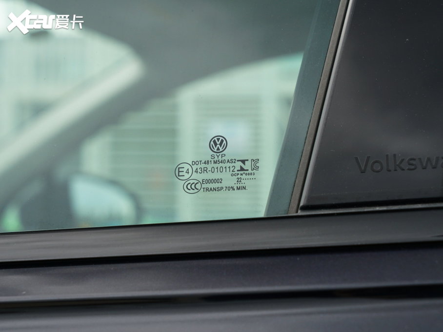 2023;^X Ŀ 330TSI Ş