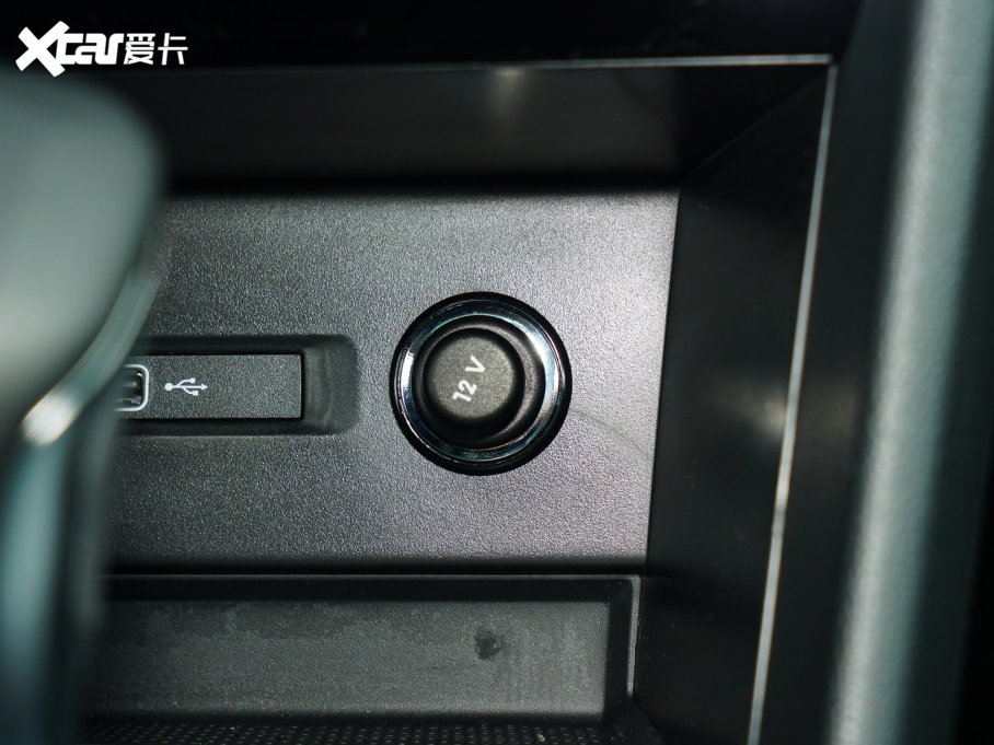 2023;^X Ŀ 330TSI (q)Ş