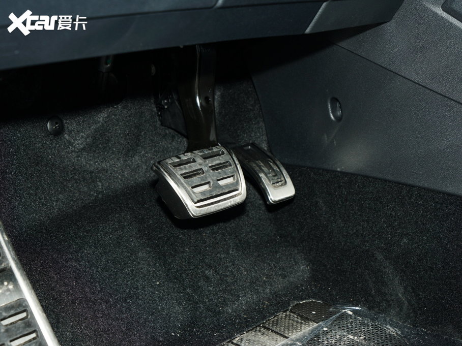 2023��;�^X �Ŀ� 330TSI �����Ş��