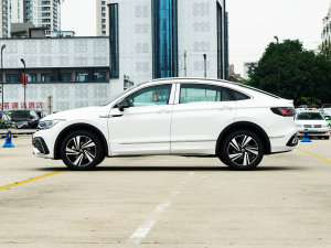2023款330TSI 两驱旗舰版 正侧（左）