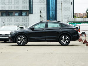 2023Ŀ 330TSI 콢 ࣨ