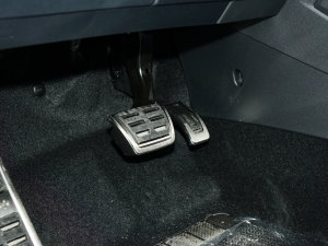 2023Ŀ 330TSI Ş п؅^