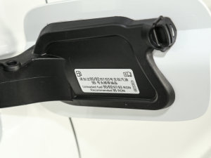 2023430PHEV 늻F ^