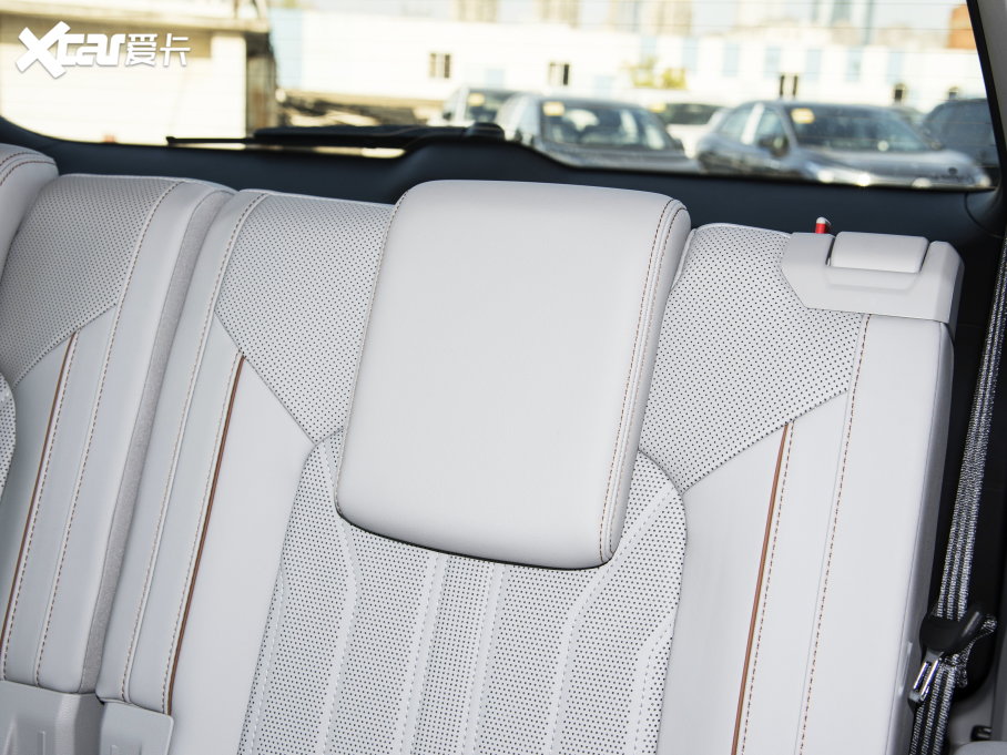 2023��;�� 330TSI ��������A��