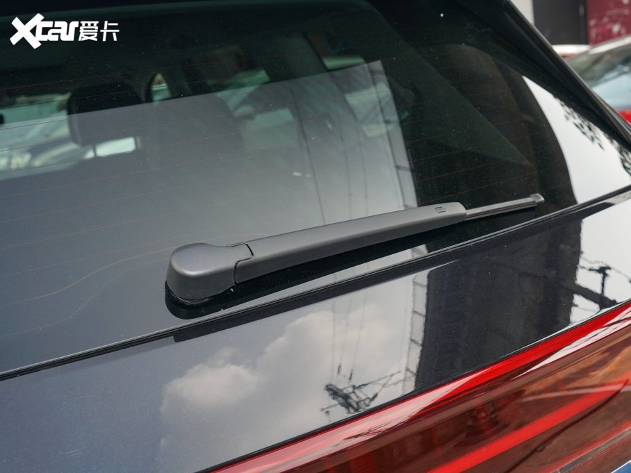 2023��;�� 530 V6 ��������A��