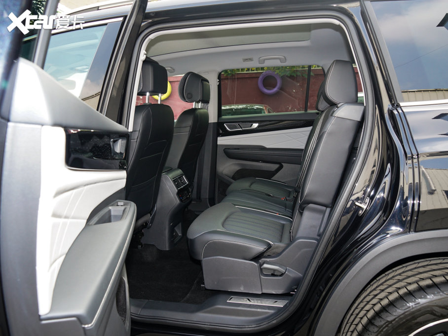 2023��;�� 530 V6 ��������A��