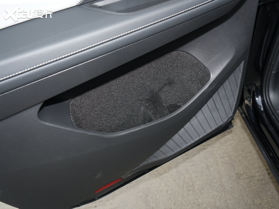 2023��;�� 530 V6 ���(q��)�����A��