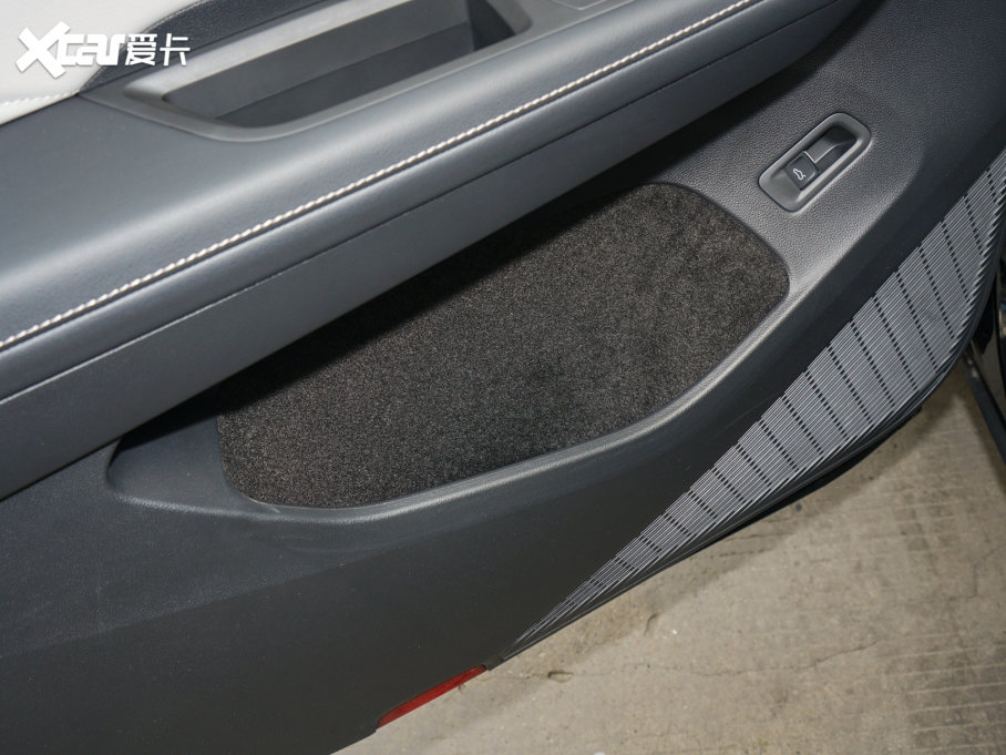 2023��;�� 530 V6 ��������A��