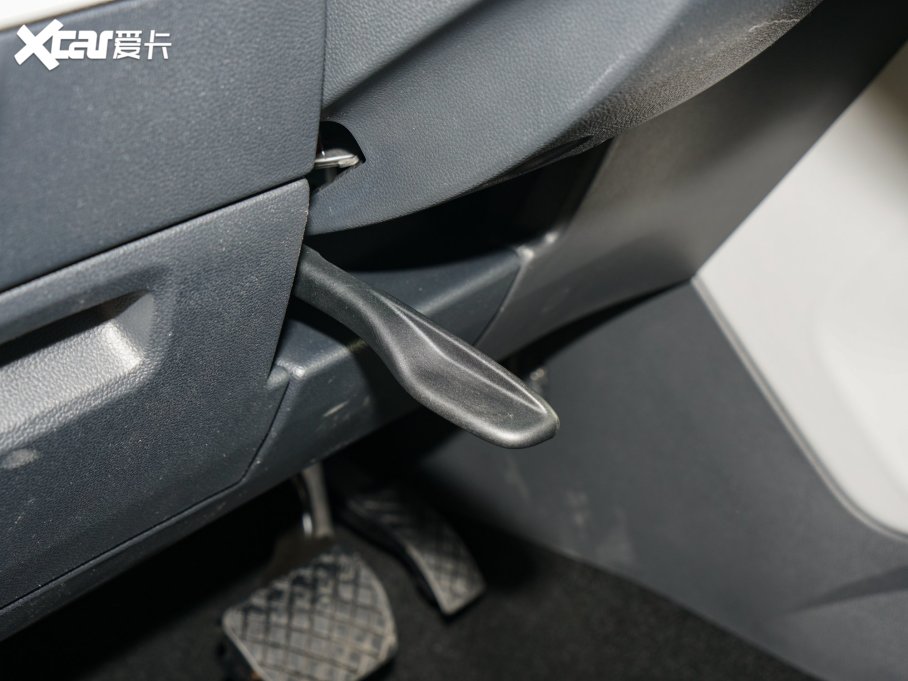 2023��;�� 530 V6 ��������A��