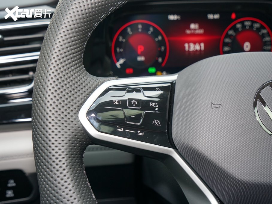 2023��;�� 530 V6 ��������A��