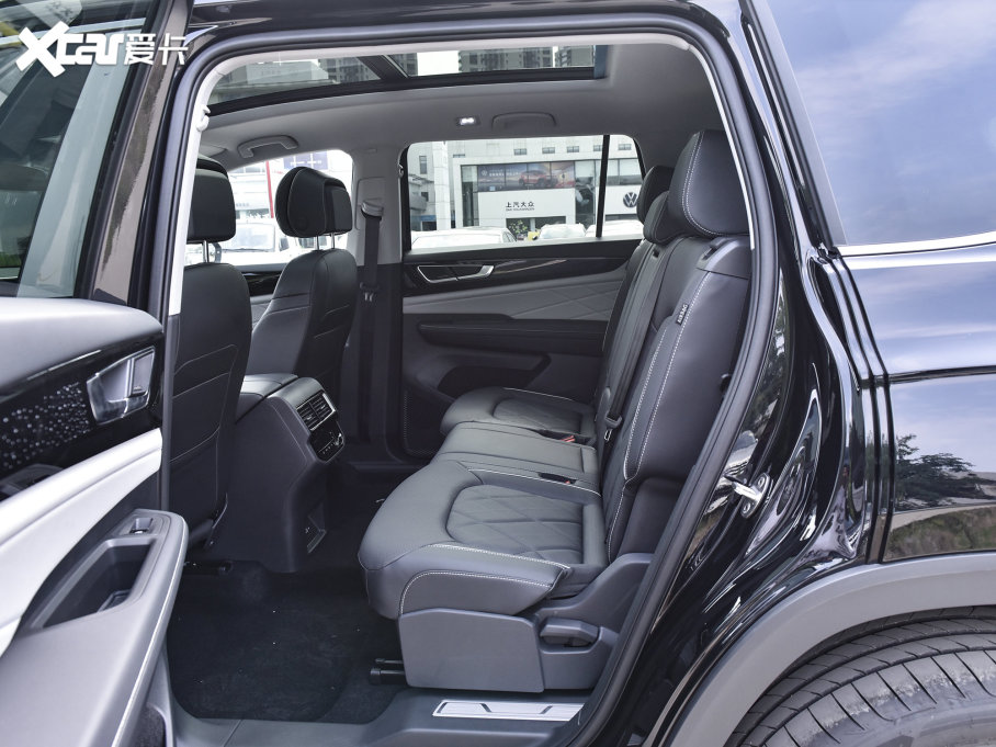 2023��;�� �Ŀ� 380TSI ��������Ş��