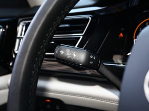 2023380TSI (q)Ş п؅^(q)