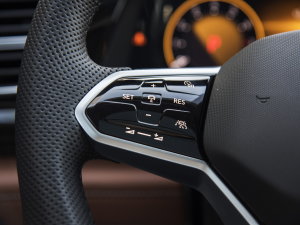 2023330TSI (q)A п؅^(q)