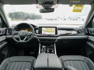 2023款380TSI 四驱尊崇豪华版 内饰全景
