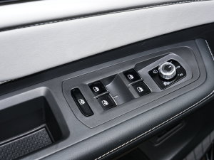 2023款380TSI 四驱尊崇豪华版 主驾车窗控制区	