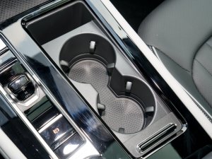 2023530 V6 (q)A ǰű