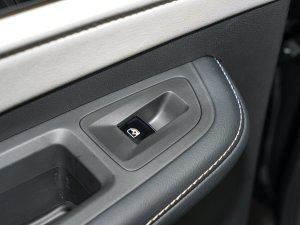 2023530 V6 (q)A ܇ƅ^(q)