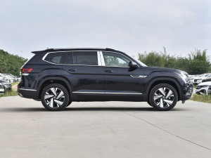 2023款改款 380TSI 四驱尊崇豪华版 正侧（右）