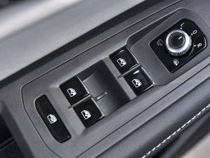 2023Ŀ 380TSI Ş п؅^