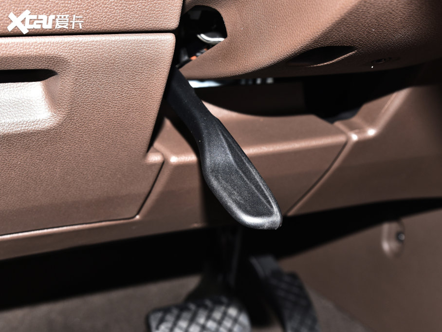 2023����Ȼ 330TSI ���A��