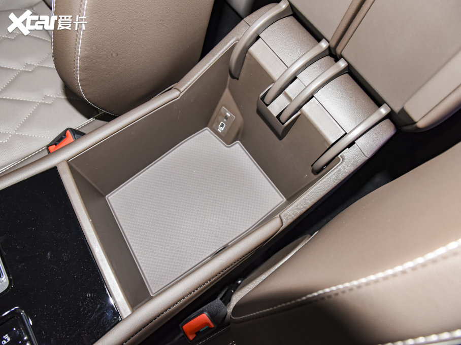 2023����Ȼ 380TSI ���F��