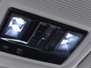 2023Ŀ 380TSI F п؅^