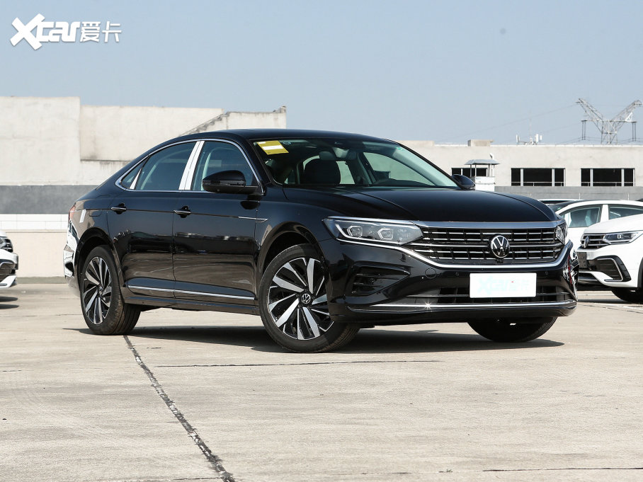 2023_ Ŀ 330TSI F