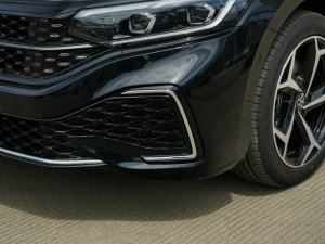 2023Ŀ 330TSI ǿպA ^