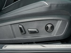 2023Ŀ 330TSI ǿպA g