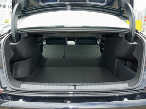 2023Ŀ 330TSI ǿպA g