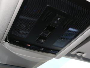 2023Ŀ 330TSI F п؅^