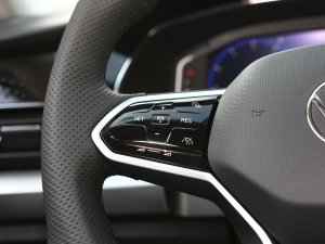 2023Ŀ 330TSI F п؅^