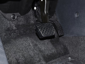 2023430PHEV ӺA п؅^